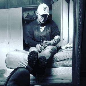 Meet your Posher, Travis